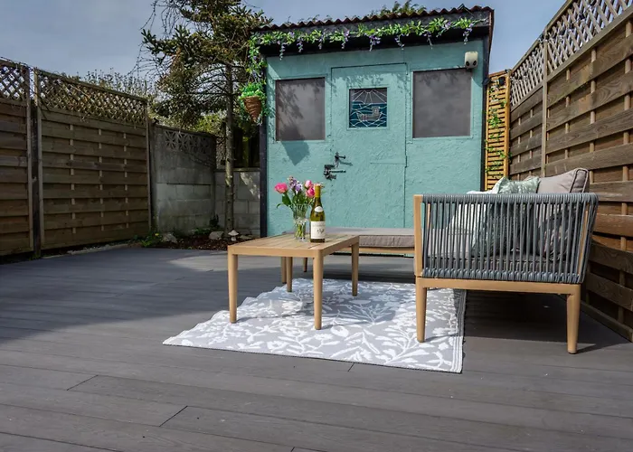 Pinfold Cottage, Dog Friendly Yorkshire Coast & Countryside Holiday home Hunmanby